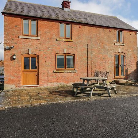Stables Cottage Melksham Exterior foto
